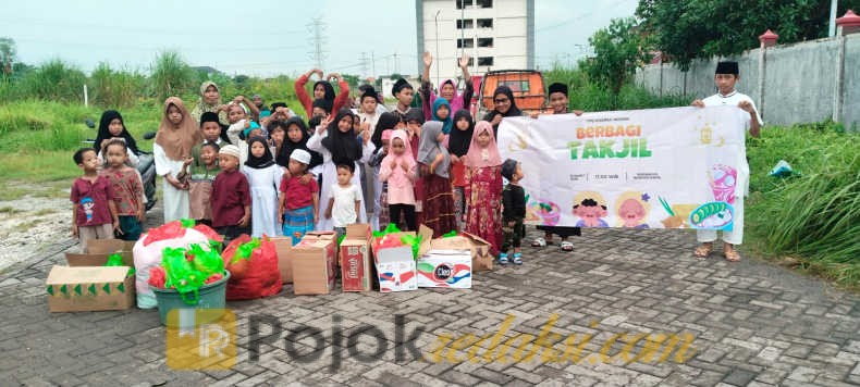 santri berbagi takjil